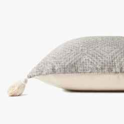 Pillow P0621 - Down Fill - Square - Light Grey -Best Decoration Shop p012p0621lc00pil3 18 624x 1