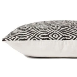 Pillow P0339 - Down Fill - Black / White -Best Decoration Shop p051p0339blwhpil3 18 767x 1