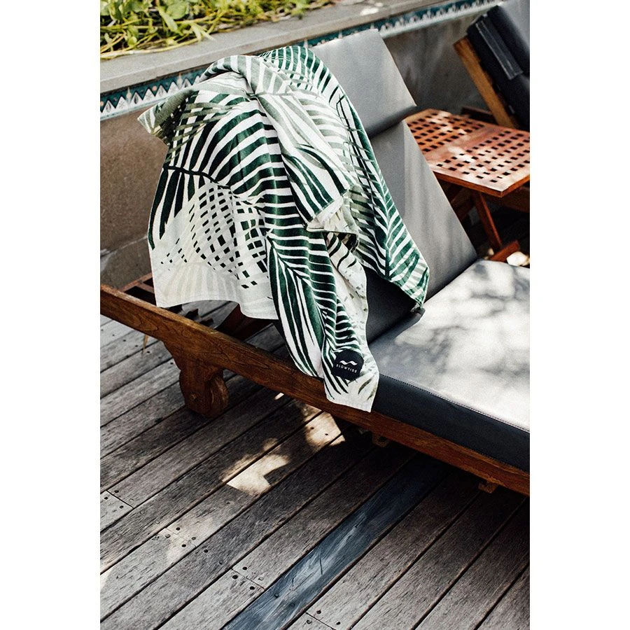 Slowtide Hala Beach Towel - Green 9 Slowtide Hala Beach Towel - Green - Image 7