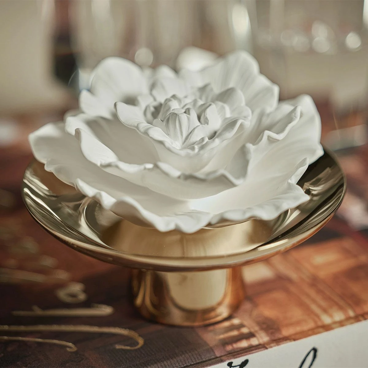 Passion Porcelain Diffuser - Fig Vetiver 4 Passion Porcelain Diffuser - Fig Vetiver - Image 2